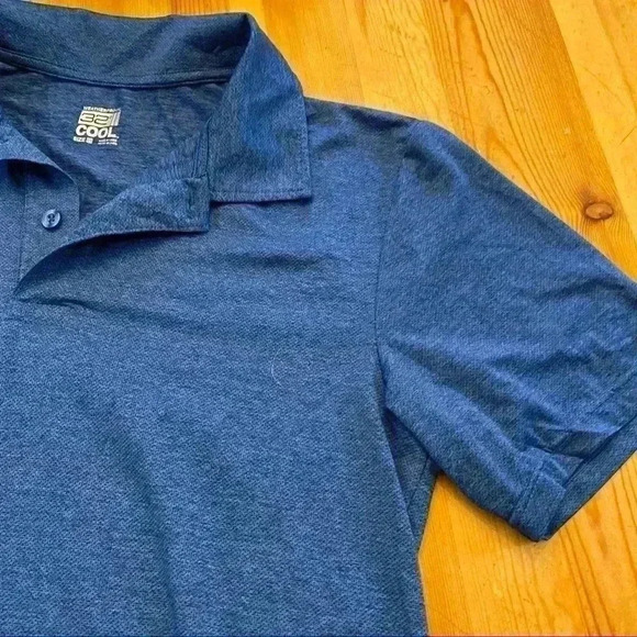 32 Degrees cool weather proof shirt - Picture 3 of 6